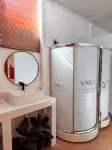 Juum bar & drink sleep - Capsule Hotels