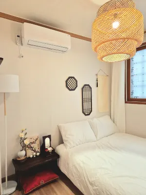 shalomstay# Dongseong-ro 28/Seomun Market/Cheongna Hill/Daegu Station/Suseong Lake/Shinsegae