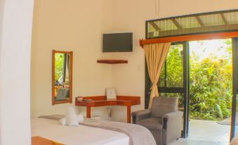 Hotel Colinas del Sol