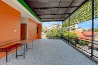 OYO 95180 Enshe Guest House Syariah