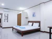 月亮度假村碧差汶 班考堯住宿飯店