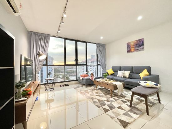 KL Gateway Residences Near LRT & Mid Valley by Seeblings Home
