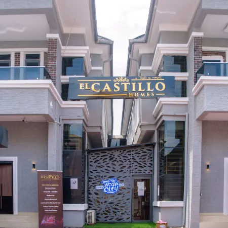 El Castillo Homes