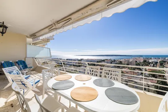 Flat -2BDR/4P - Sea view