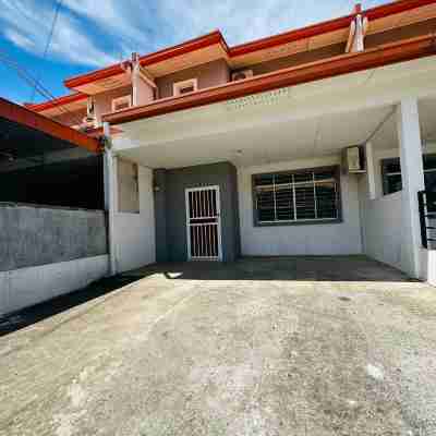 Macagawa Homestay Hotel Exterior