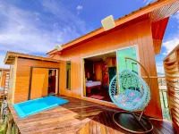 Noura Resort Semporna - สระว่ายน้ำส่วนตัว