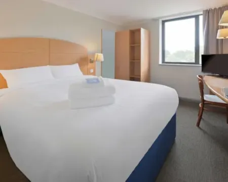 達特福德跨河通道旅客之家飯店 達特福德酒店