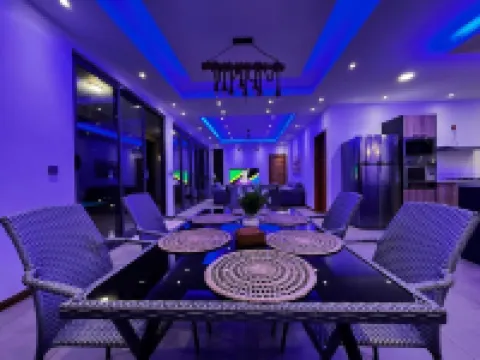 Tropical Haven “Where Comfort Meets Elegance