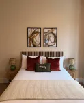 Elegant Family Retreat with Double & Single Bed Hotels in 