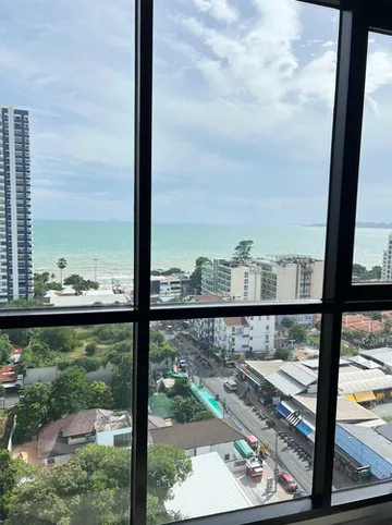 รูปภาพของPanorn condo sales Office Ocean View Apartment Can be made into two bedrooms