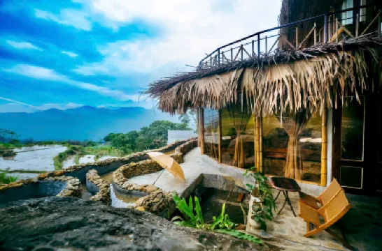 Puluong Qui E Ora Hotels in 