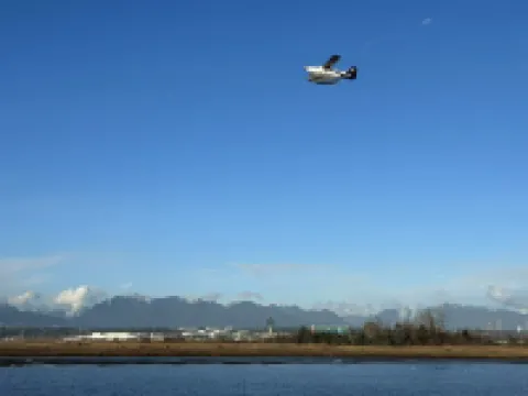 Hanna house - 2nd Floor Queen room with private full bathroom