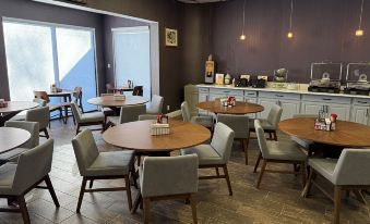 Cambridge Hotel - Kansas City