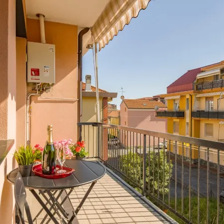 Quadri d'Oro Beachside Escape in Beautiful Liguria