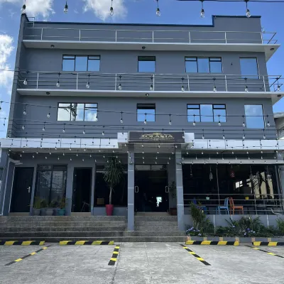 Zolaria Hotel and Restaurant 野餐叢林公園（Picnic Grove）附近的飯店