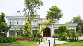 Regency Farmhouse