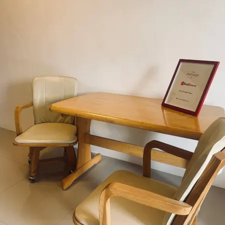 TravelNest Transient Inn Santa Rosa Laguna