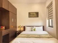 Floating Flowers Hotels in Da Nang