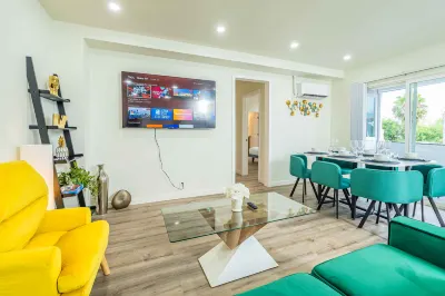 Newly Remodeled 2B2B APT near Pasadena Old Town #3 Hotels near Christmas Tree Lane Monument