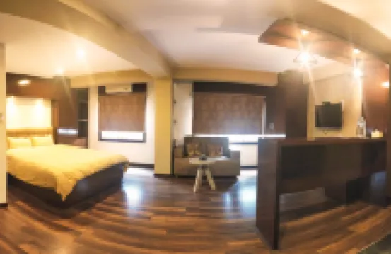 เควส์ หิมาลายัน โรงแรม & อพาร์ตเมนต์