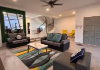 Ipoh 4BR Family Villa｜Spacious Stay for 21 Pax
