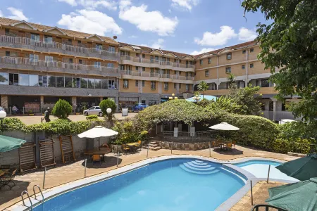 Hotel Nokras Murang'a Отели в г. Makuyu