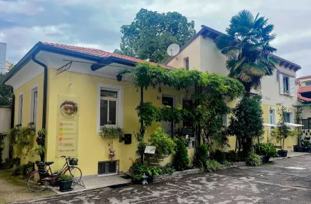 The Crystal Suite - Gorizia Central Apartment