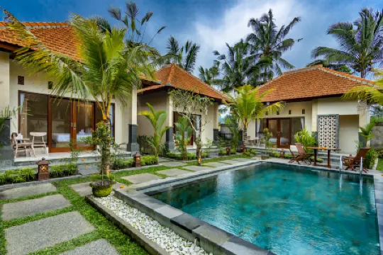 Natasya Villa Tampaksiring Отели рядом с достопримечательностью «lapangan ume saraseda»