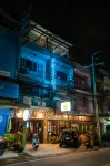 Another High Away Hostel - Bangkok Hotels in 