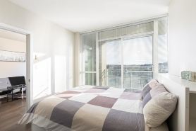 Coquitlam Center Bright & Modern 1BR Parking included Steps to SkyTrain | Pool & Gym