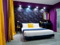 C'est La Vie Suites のホテル