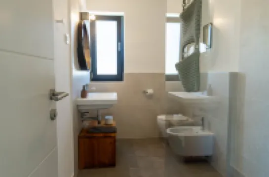 Villa Zen: Spacious Istrian Villa with Private Pool – Perfect for Families, Steps from the Sea Hotels in Vabriga