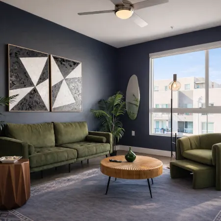 Chic Stay 10 Min to Disneyland w/Pool, Gym&Parking