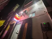 Neelkanth PG House Các khách sạn gần Sông Hằng