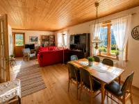 Fjordfront Farmhouse | Sauna, Boat & Sunnmøre Alps - Homestays