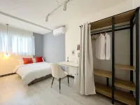 Da'an Forest Park | Entire 2BR+Study Apartment with Kitchen & Balcony - Condos