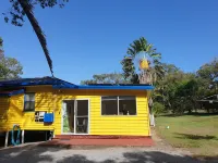 Yellow Cottage | Bush & Beach | Great Barrier Reef - parcheggio