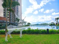 R&F Princess Cove Seine Region By Lions Bay Hotels in 