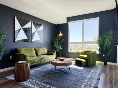 Trendy Mid-Hollywood Home (DTLA View+Free Parking) 10mins to Universal Studios Hotels in 