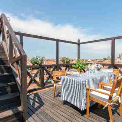 Rooftop Terrace Penthouse & 360° Views | Venice5th Hotel Exterior