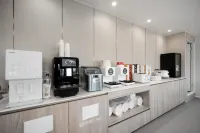 Crystal Hotel - breakfast