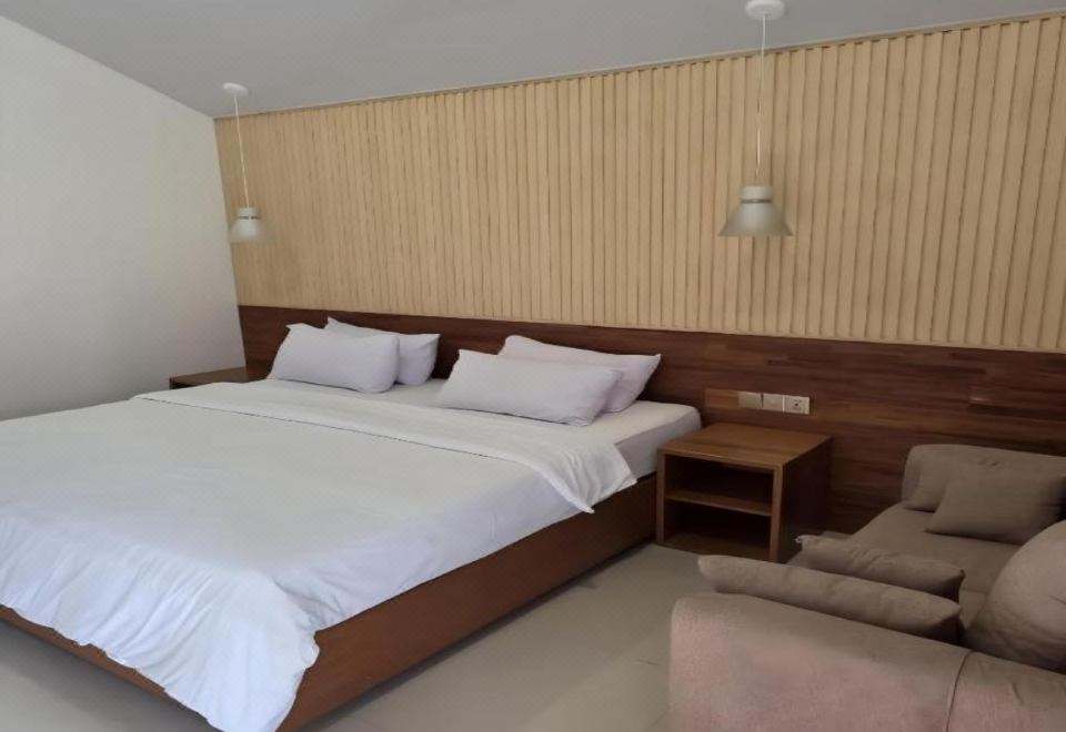 롬복 누산타라 호텔 셈발룬의 로비 또는 객실