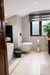 Medway View Luxe House in Maidstone City Centre with Parking - Homestays
