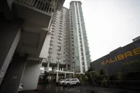 Seven Living Easton Park Residence Jatinangor - Kolam Renang