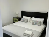 Cap Cana | Cozy 2BR: Pools, Beaches, Marina & Golf 蓬塔卡納附近的飯店