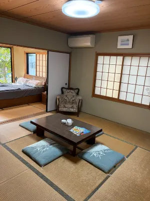 8 min to Tennoji, 110m2, parking, up to 6, kitchen - parking