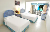 Shaw Park Beach Hotel at Sunny Beach Inn - 2 estrellas