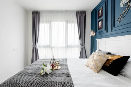 Urban Elegance: Knightsbridge BTS Bearing - Condos
