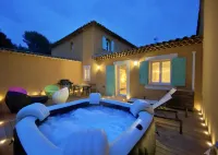 The Loft - Jacuzzi - Calm & Quiet place Hotel a Ventabren