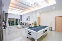 Beverly Hills Pool Villa Hotels in Bang Lamung